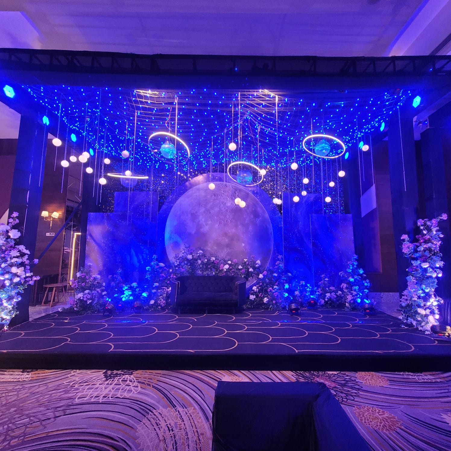 Weddings decoration by Utsav Flowers